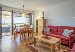 Blick zum Balkon-Appartement im Hochhaus- Ferienhaus / Ferienwohnung Büsum - 4