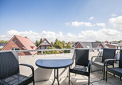 Balkon mit Sitzgelegenheit-Ferienwohnung Nautik- Ferienhaus / Ferienwohnung Büsum - 4