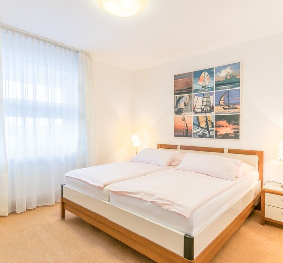Doppelbett Schlafzimmer-Am Ankerplatz Whg. 3.4 - Ferienhaus / Ferienwohnung Büsum -  11