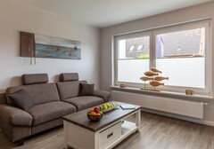 Blick ins Wohnzimmer-Pier 33 - Ferienhaus / Ferienwohnung Büsum - 3