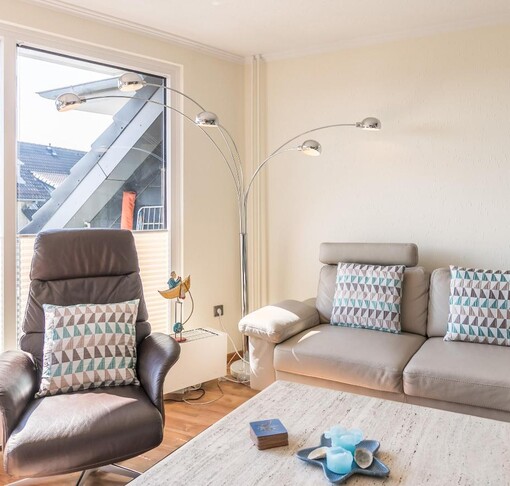 Wohnzimmer mit Sofa-Str.Resid.-Rosengarten, Watt`n Blick, Whg. 308 - Ferienhaus / Ferienwohnung Büsum - 2
