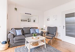 Wohnzimmer mit Sofa-Nordseeperle, Whg. 324 - Ferienhaus / Ferienwohnung Büsum - 3