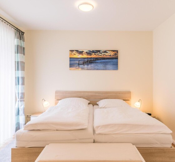 Doppelbett Schlafzimmer-Stella Mare, Whg. 3 - Ferienhaus / Ferienwohnung Büsum -  7