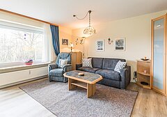 Wohnzimmer mit Sofa-Am Ostdeich Whg. 3 - Ferienhaus / Ferienwohnung Büsum - 3