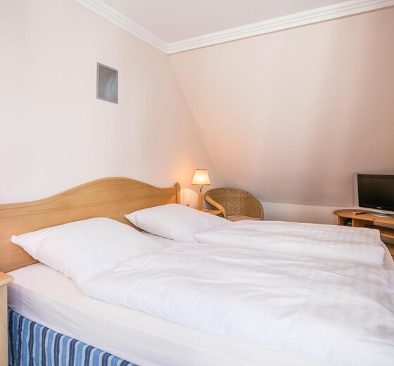 Schlafzimmer mit Bett-Appartementhaus Meeresbucht Whg. 8 - Ferienhaus / Ferienwohnung Büsum -  8